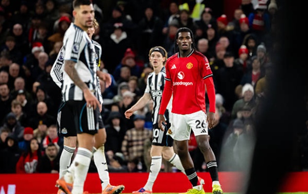 Ayden Heaven được Neville ca ngợi_694f7be0c579c.jpeg