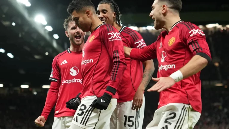 MU hòa Bournemouth 4-4: Cơn mưa vấn đề cho Amorim_694261f11d144.webp