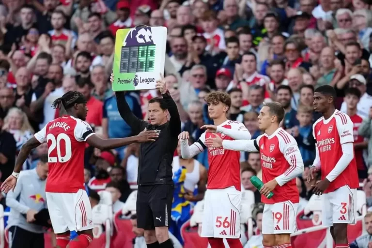 Ngoại hạng Anh khủng hoảng chấn thương: Lỗi do 5 quyền thay người?_6942718f2cf8f.webp