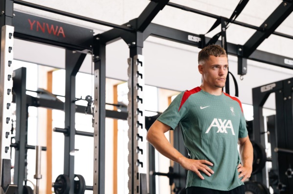 Liverpool hé lộ Wirtz tăng cơ để thích nghi với Ngoại hạng Anh_69833153915e7.jpeg